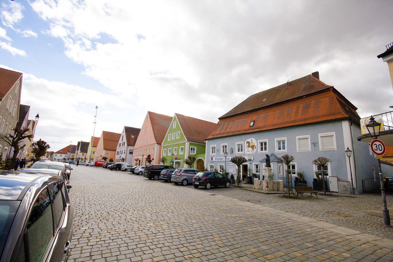 Pension "Zum Raubritter" Langquaid Esterno foto